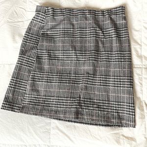 H&M Plaid bodycon skirt